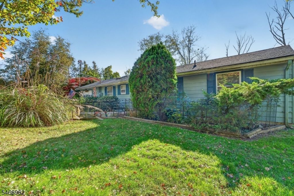 21 Fox Hill Rd, Frankford Twp., NJ 07826 — photo 2