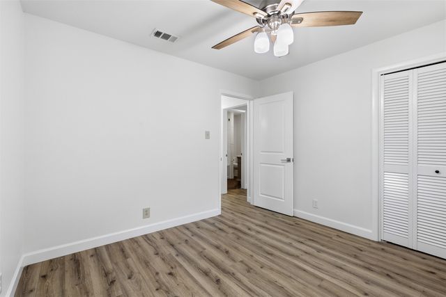 2115 Meadowlake Court, Arlington, TX 76013