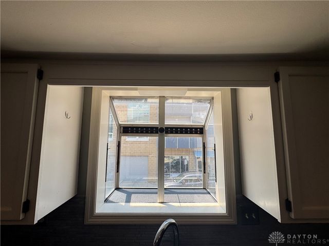 103 W Cooper Place, Dayton, OH 45402