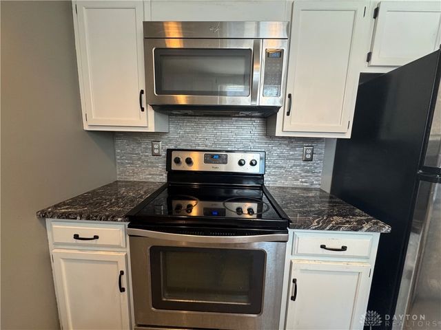 103 W Cooper Place, Dayton, OH 45402