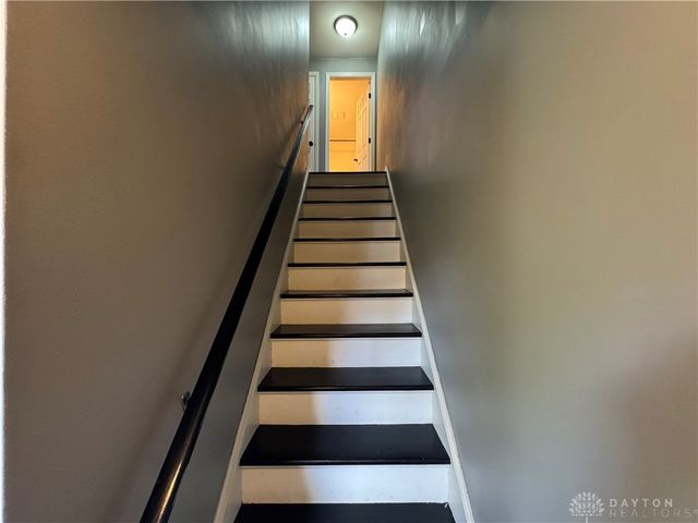 103 W Cooper Place, Dayton, OH 45402