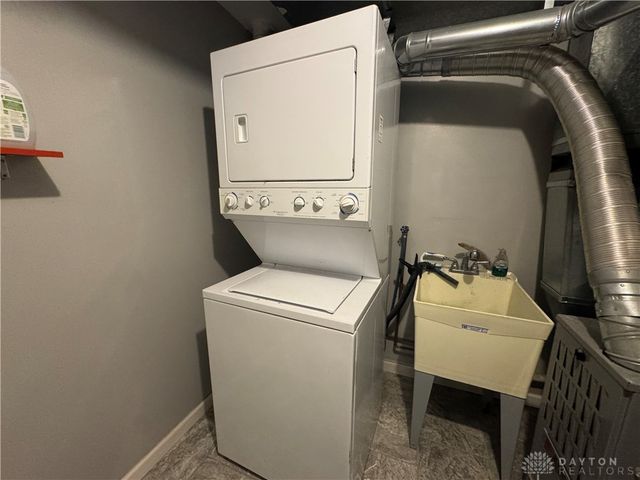 103 W Cooper Place, Dayton, OH 45402