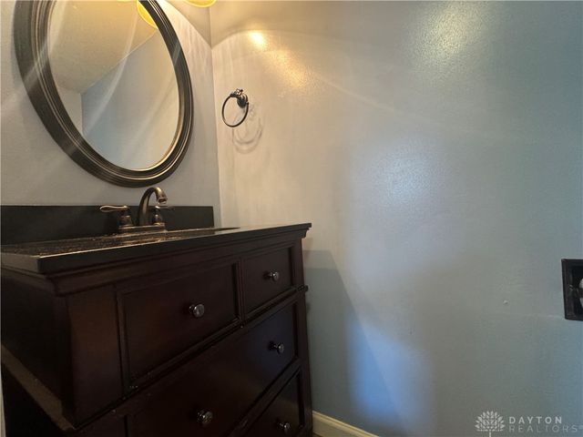 103 W Cooper Place, Dayton, OH 45402