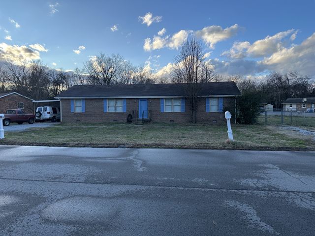 4290 Sweden Dr, Hermitage, TN 37076