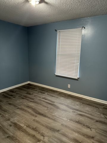 4290 Sweden Dr, Hermitage, TN 37076