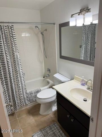 9419 E SUN LAKES Boulevard N, Sun Lakes, AZ 85248