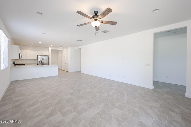 17351 W GRAY FOX Trail, Surprise, AZ 85387