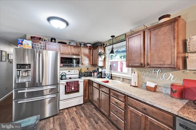 144 RAPHO ST, Manheim, PA 17545