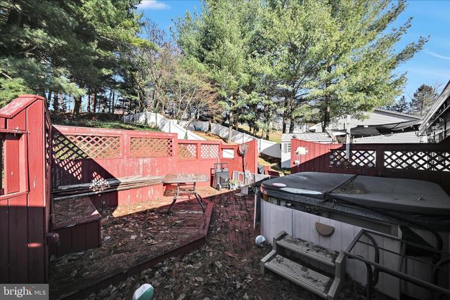 144 RAPHO ST, Manheim, PA 17545