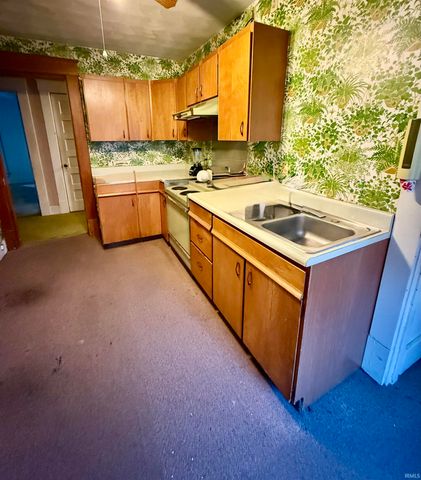 420 W 1st Street, Marion, IN 46953