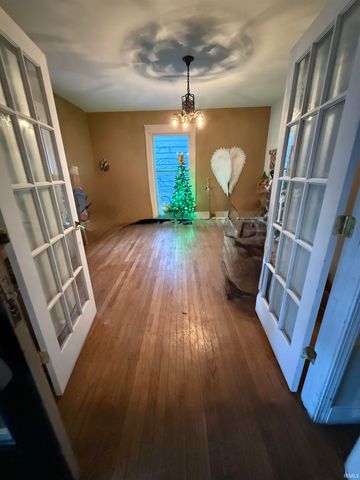 420 W 1st Street, Marion, IN 46953