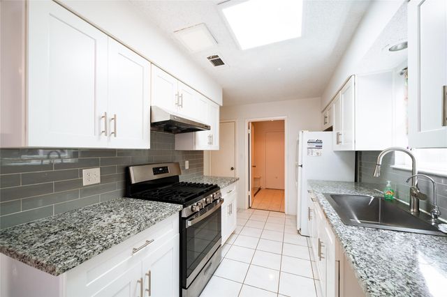 6122 Havendale Drive, Houston, TX 77072