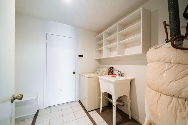 6122 Havendale Drive, Houston, TX 77072