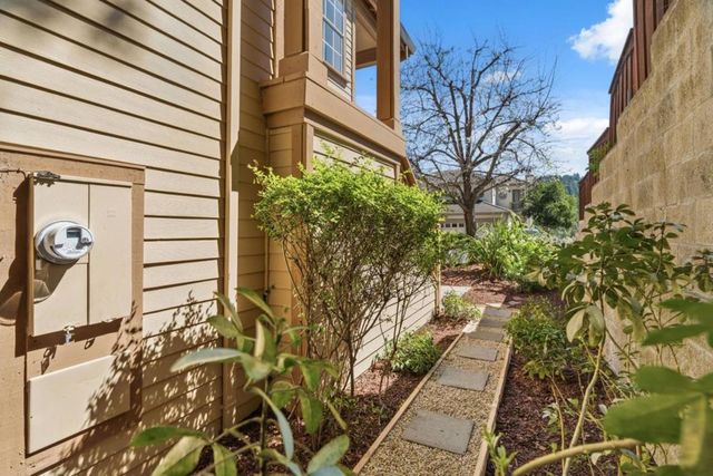 101 Woodhill Drive, Scotts Valley, CA 95066