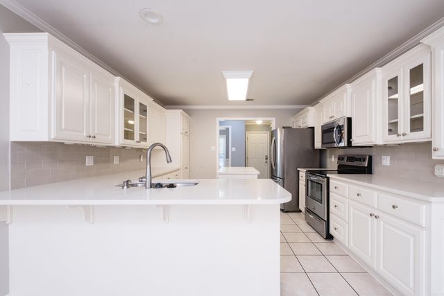 1804 Sawgrass Drive, Little Rock, AR 72212