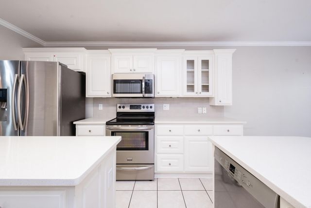 1804 Sawgrass Drive, Little Rock, AR 72212