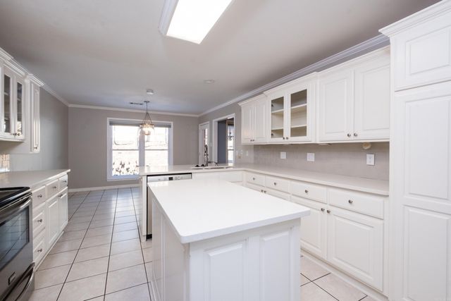 1804 Sawgrass Drive, Little Rock, AR 72212