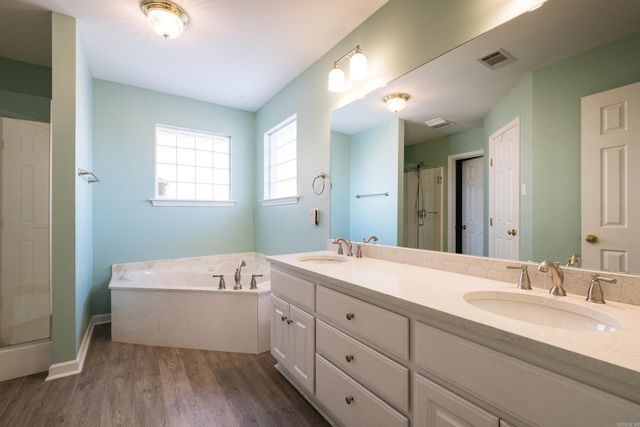 1804 Sawgrass Drive, Little Rock, AR 72212