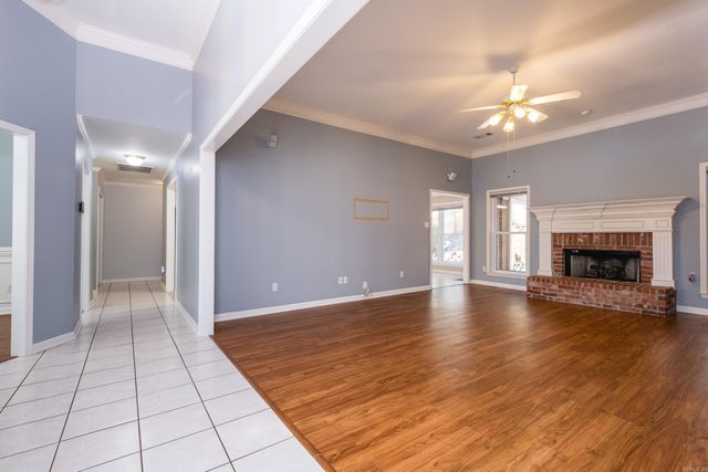 1804 Sawgrass Drive, Little Rock, AR 72212