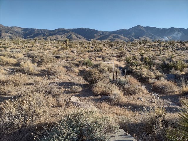 15 Tate Lane, Lucerne Valley, CA 92356