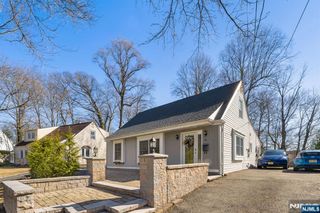 15 Nestro Road, West Orange, NJ 07052