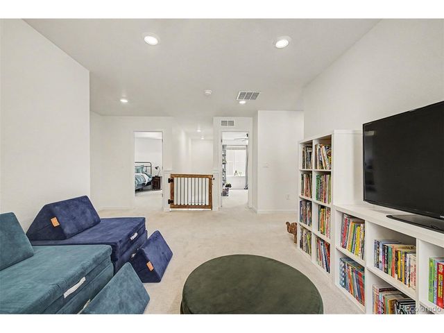 10226 Uvalda St, Commerce City, CO 80022