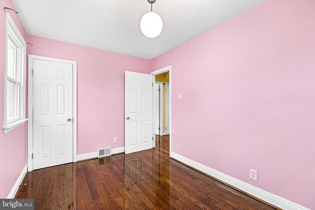 8109 BRADFORD ST, Philadelphia, PA 19152