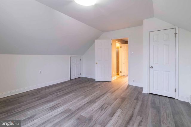 8109 BRADFORD ST, Philadelphia, PA 19152