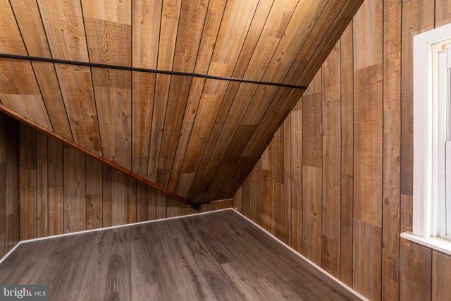 8109 BRADFORD ST, Philadelphia, PA 19152