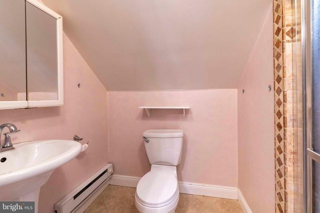 8109 BRADFORD ST, Philadelphia, PA 19152