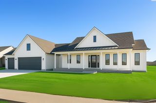 7419 Haystack St, Kennewick, WA 99338