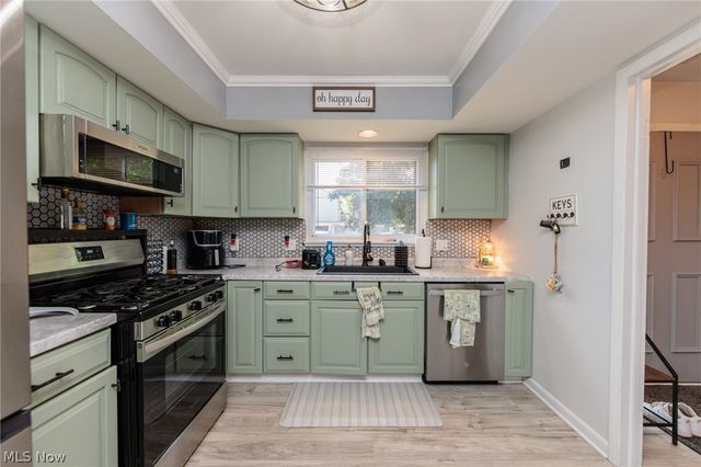 1135 Canyon View Road 101, Northfield, OH 44067