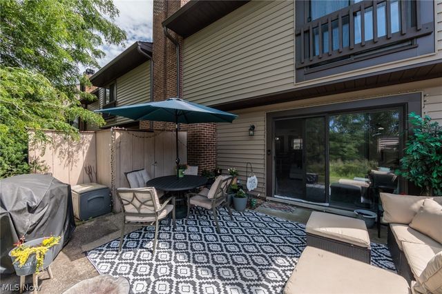 1135 Canyon View Road 101, Northfield, OH 44067