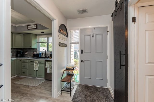 1135 Canyon View Road 101, Northfield, OH 44067