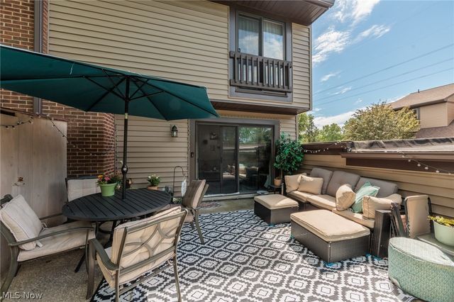 1135 Canyon View Road 101, Northfield, OH 44067