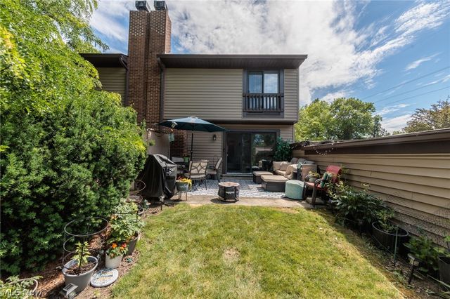 1135 Canyon View Road 101, Northfield, OH 44067