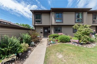 1135 Canyon View Road 101, Northfield, OH 44067
