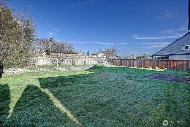 2002 Tundra Loop, Mount Vernon, WA 98273