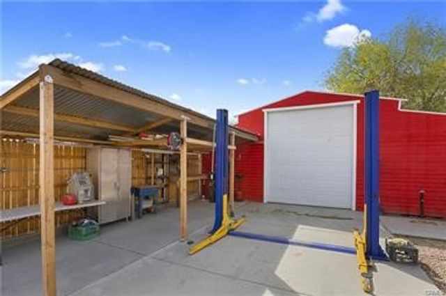 14433 Roy Rogers Ranch Road, Oro Grande, CA 92368