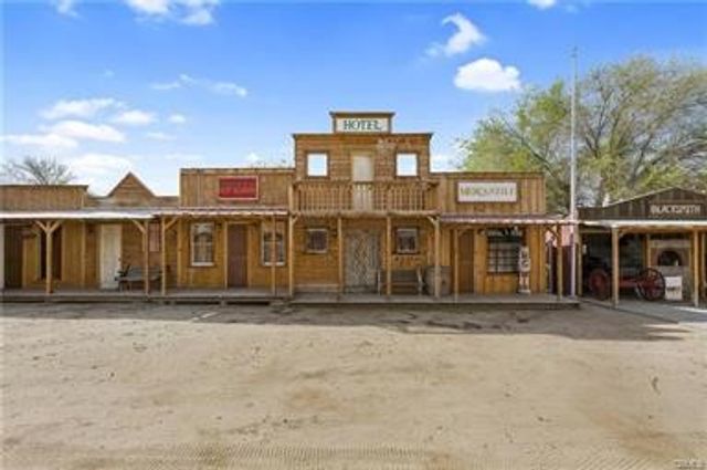 14433 Roy Rogers Ranch Road, Oro Grande, CA 92368