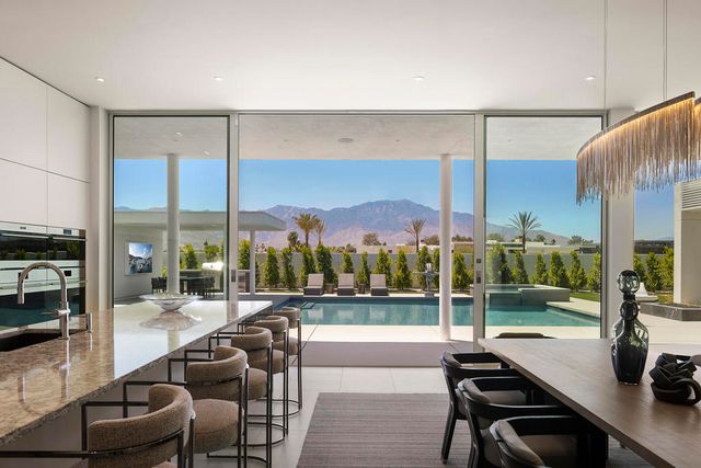15 Via Linea, Rancho Mirage, CA 92270