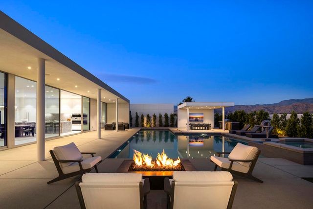 15 Via Linea, Rancho Mirage, CA 92270