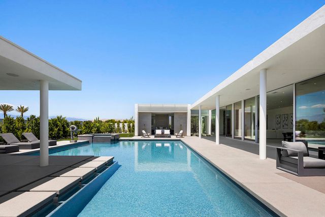 15 Via Linea, Rancho Mirage, CA 92270