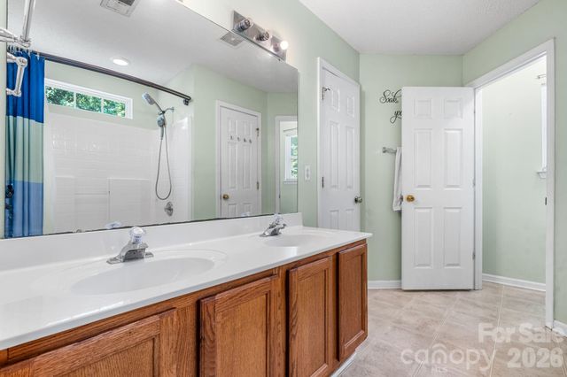118 Devon Forest Drive, Mooresville, NC 28115