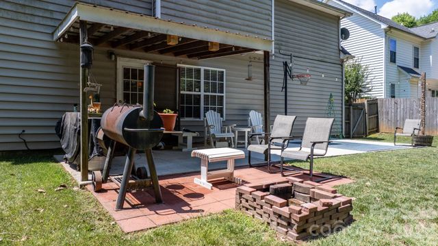 118 Devon Forest Drive, Mooresville, NC 28115