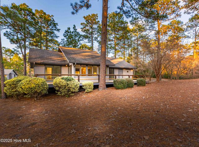 150 Glen Abbey Trail, Pinehurst, NC 28374