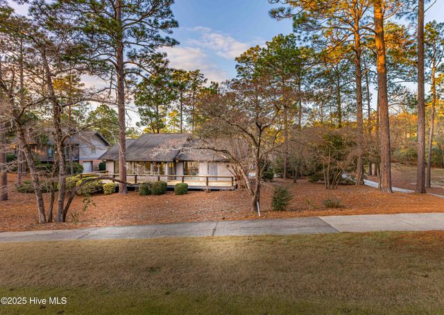 150 Glen Abbey Trail, Pinehurst, NC 28374