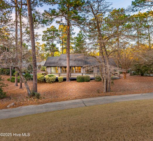 150 Glen Abbey Trail, Pinehurst, NC 28374