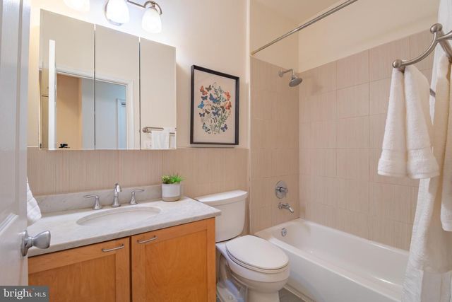 1306 Childress St NE Unit 8, Washington, DC 20002