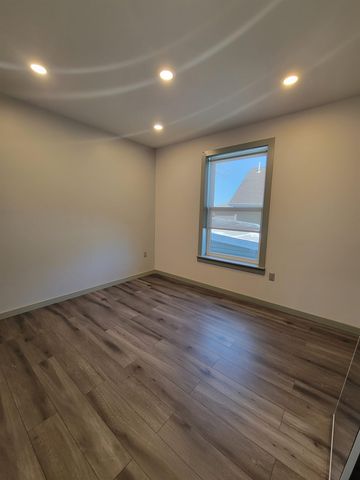 17 HARTLEY PL, Bayonne, NJ 07002